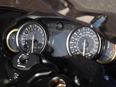 2026 Suzuki Hayabusa - Photo 13