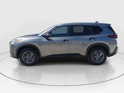2023 Nissan Rogue - Photo 4
