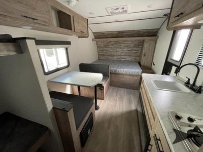 2025 Gulf Stream RV ENLIGHTEN - Photo 19