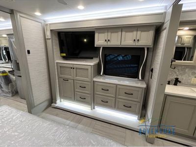 2026 Tiffin Motorhomes Phaeton IH - Photo 9