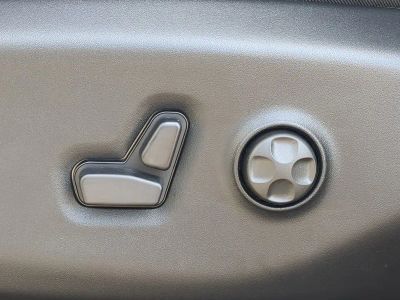 2026 Chrysler Pacifica — photo 24 view