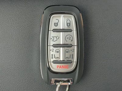 2026 Chrysler Pacifica — photo 37 view