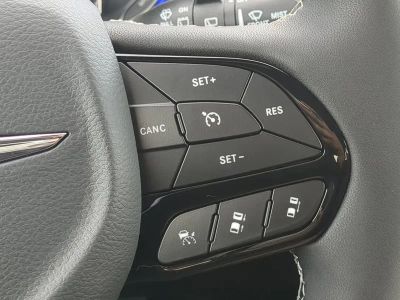 2026 Chrysler Pacifica — photo 32 view