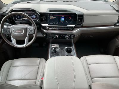 2023 GMC Sierra 1500 — photo 12 view