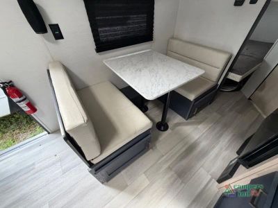 2024 Prime Time RV Avenger LT — photo 15 view