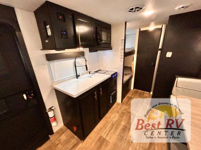 2022 Forest River RV Cherokee Wolf Pup Black Label - Photo 21