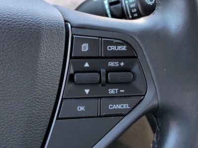 2017 Hyundai Sonata — photo 28 view