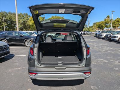 2026 Hyundai TUCSON HYBRID — photo 13 view