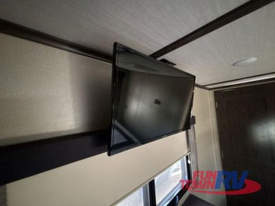2019 Grand Design Solitude - Photo 43