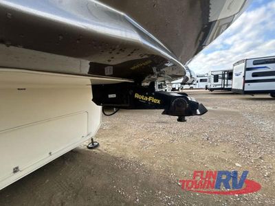 2019 Grand Design Solitude - Photo 10