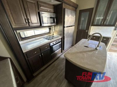 2019 Grand Design Solitude - Photo 19