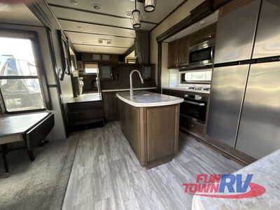 2019 Grand Design Solitude - Photo 18