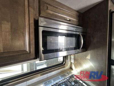 2019 Grand Design Solitude - Photo 22
