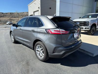 2023 Ford Edge — interior view