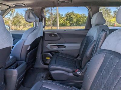 2027 Kia Telluride — photo 17 view