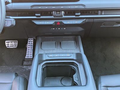 2027 Kia Telluride — photo 25 view