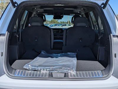 2027 Kia Telluride — photo 13 view