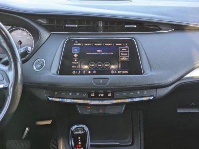 2021 Cadillac XT4 — photo 17 view