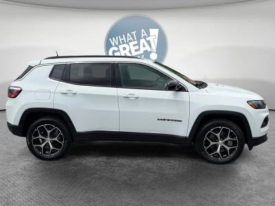 2024 Jeep Compass — side profile view