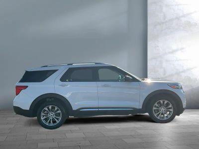 2024 Ford Explorer - Photo 4