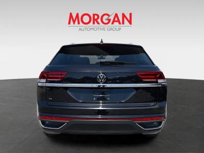 2022 Volkswagen Atlas Cross Sport — interior view