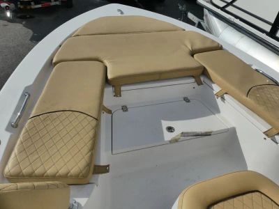 2022 Sportsman Masters 207 Bay Boat — photo 11 view