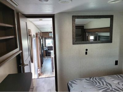 2019 Keystone RV Cougar - Photo 18