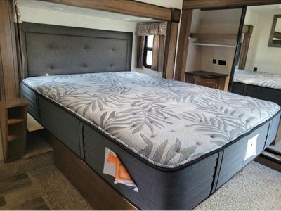 2019 Keystone RV Cougar - Photo 15