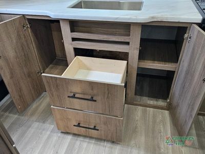 2024 Grand Design Imagine XLS - Photo 18