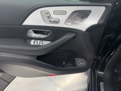 2026 Mercedes-Benz GLE — photo 15 view