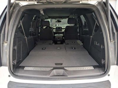 2023 Chevrolet Tahoe — photo 12 view