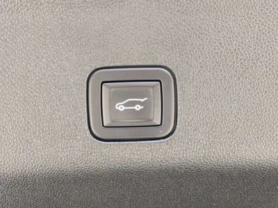 2023 Chevrolet Tahoe — photo 13 view