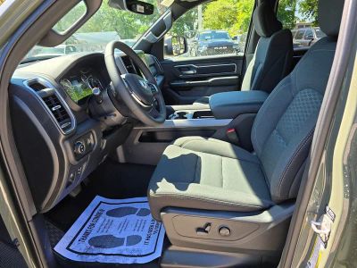 2026 Ram 1500 — photo 18 view