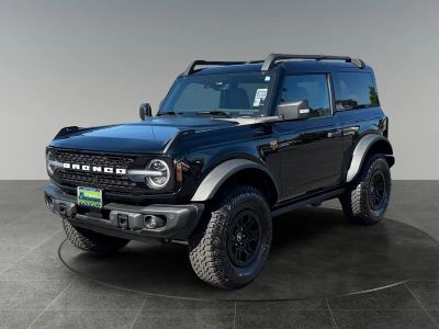 2025 Ford Bronco — rear three-quarter view