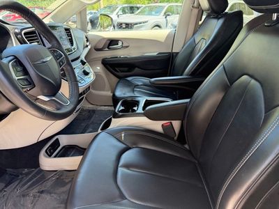 2023 Chrysler Pacifica - Photo 20