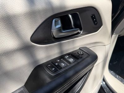 2023 Chrysler Pacifica - Photo 18