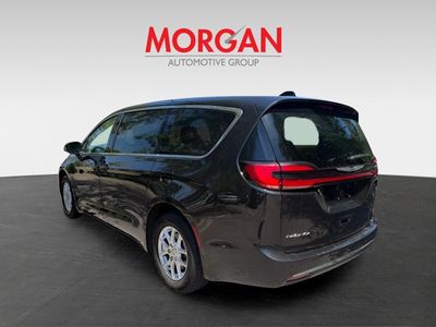 2023 Chrysler Pacifica - Photo 4