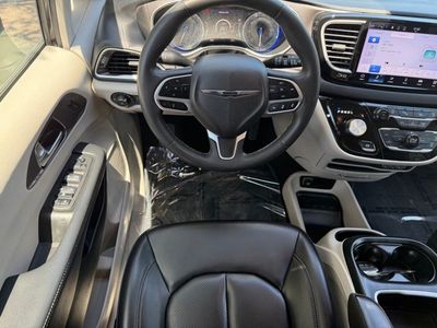 2023 Chrysler Pacifica - Photo 16