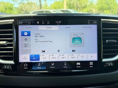 2023 Chrysler Pacifica - Photo 26