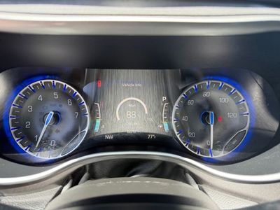 2023 Chrysler Pacifica - Photo 22