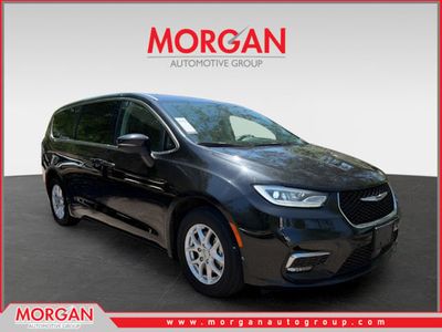2023 Chrysler Pacifica - Photo 1