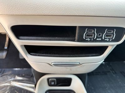 2023 Chrysler Pacifica - Photo 28