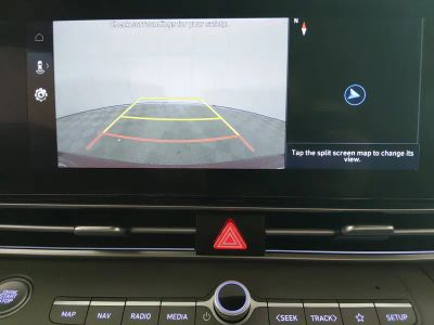 2024 Hyundai Elantra - Photo 16