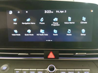 2024 Hyundai Elantra - Photo 17