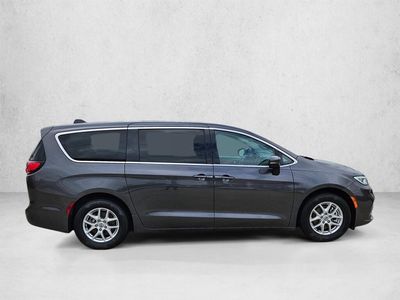 2023 Chrysler Pacifica - Photo 4