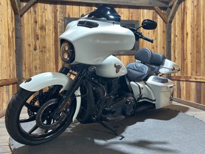 2018 Harley-Davidson Street Glide Special - Photo 9