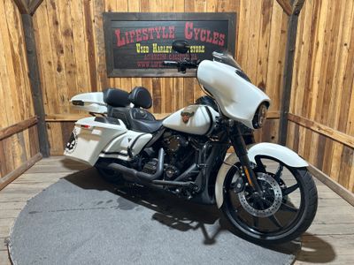 2018 Harley-Davidson Street Glide Special - Photo 2