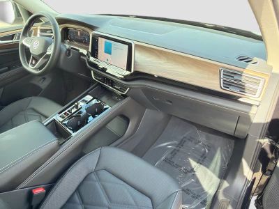 2026 Volkswagen Atlas — photo 13 view