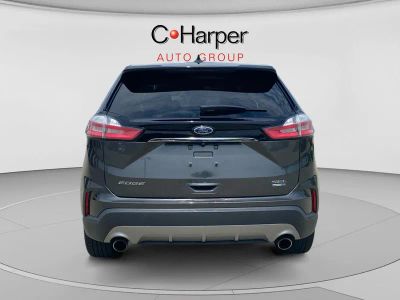 2019 Ford Edge — interior view