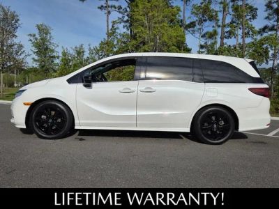 2023 Honda Odyssey — rear three-quarter view